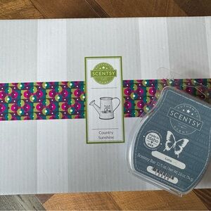 Scentsy Country Sunshine Warmer and Luna Scent Bar